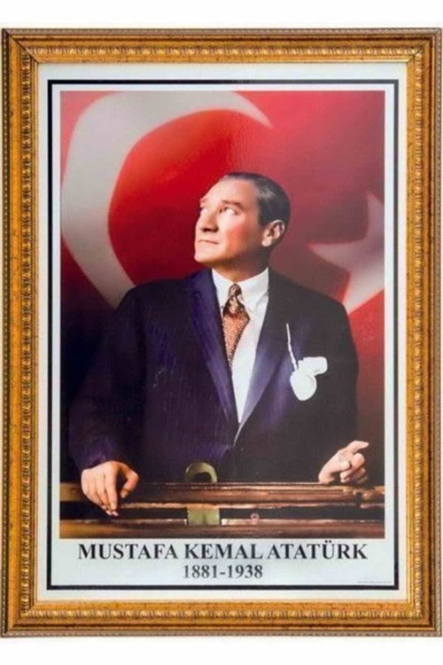 Inter Int-026 50X70 Cm Varakli Çerçeve Duvara Monte Atatürk Portresi